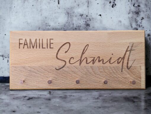 Schlüsselbrett Buche mit Kartenhalter - Motiv "Familie mit individuellem Namen" – Bild 2